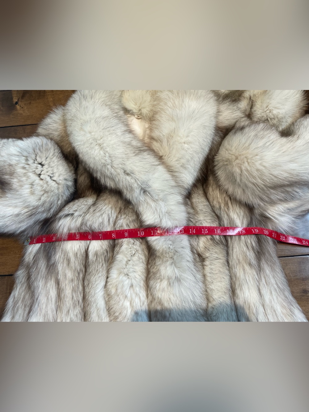 Saga Furs Fox Fur Coat with Matching Hat - Picture 8 of 12